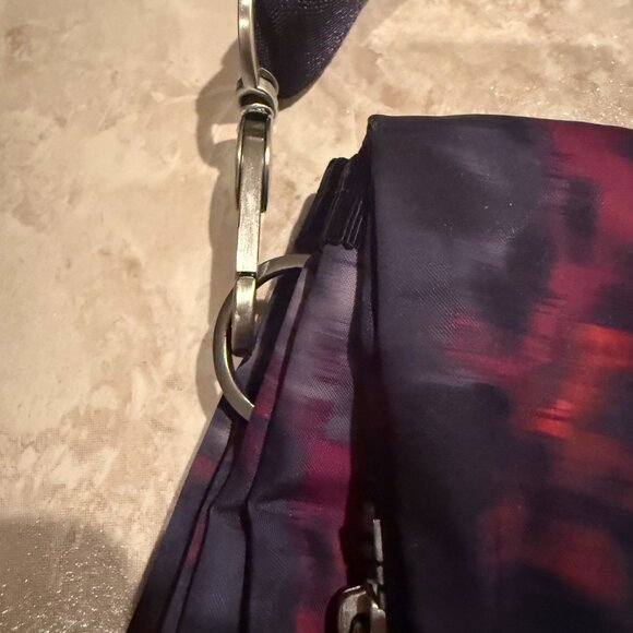 Lululemon | Party Om Crossbody Bag | Simple Blooms Regal Plum Multi/Naval Blue - Picture 15 of 16
